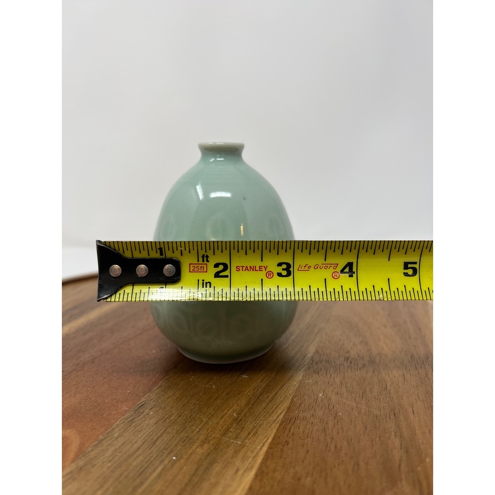 Celadon Bud Vase Embossed Floral Design Small Ceramic‎ Tabletop Decor - Picture 8 of 10